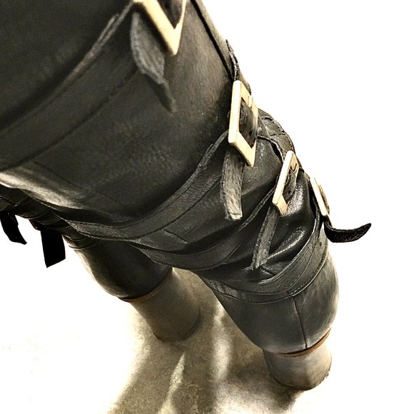 EUC Prophecy Heeled Leather Boots - Picture 4 of 13